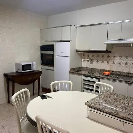 Apartamento En Juan Florez. * ア・コルーニャ